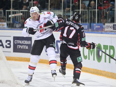 10.10.2014 "Авангард" - "Металлург" Нк 0:2