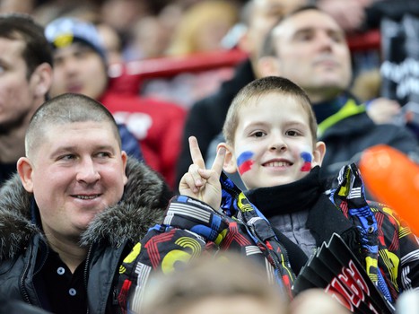 Наша атмосфера. Как поддерживали "Авангард" в сибирском дерби