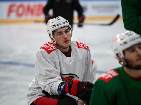 Тренировка «Авангарда» перед матчем в Нижнекамске