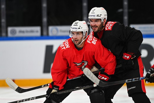 Тренировка «Авангарда» перед матчем в Новосибирске