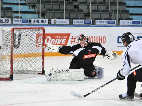 Раскатка "Авангарда" перед матчем с "Медвешчаком"