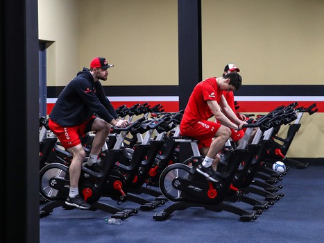 Раскатка «Авангарда» перед матчем с «Торпедо»