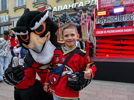 Александр Волков на вечеринке Буэнос Летос