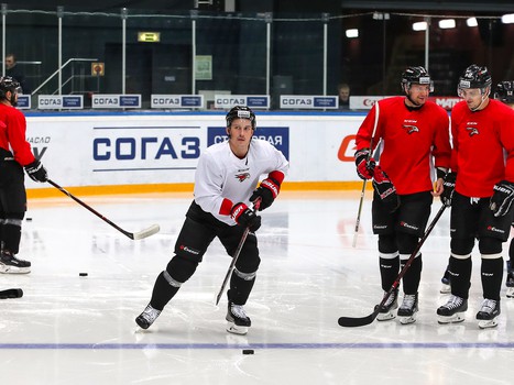 Раскатка «Авангарда» перед матчем против СКА