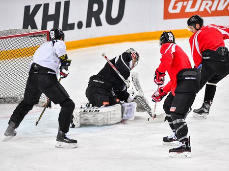 Раскатка "Авангарда" перед игрой с "Йокеритом"