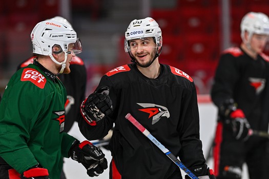 Раскатка «Авангарда» перед матчем в Челябинске