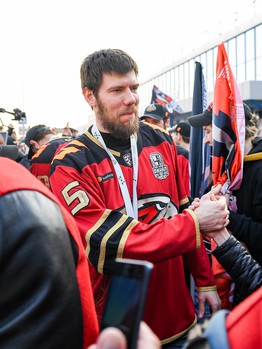 «Авангард» привёз Кубок Гагарина в Омск!