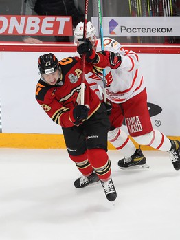 02.03.2021. 1/4 финала, 1 матч. «Авангард» - «Автомобилист» 3:0