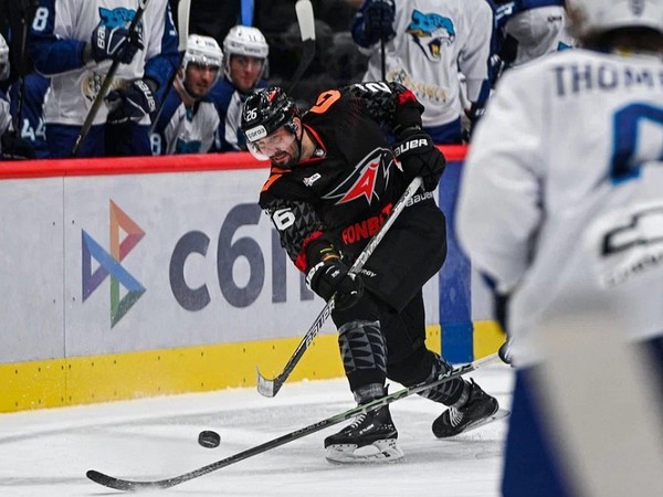 Вячеслав Войнов сыграл 450-й матч в КХЛ