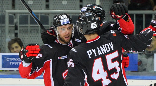 Новогодний подарок от "ястребов"! "Авангард" одержал "сухую" победу над "Северсталью"