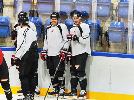 Первая тренировка "Авангарда" на сборе в Финляндии