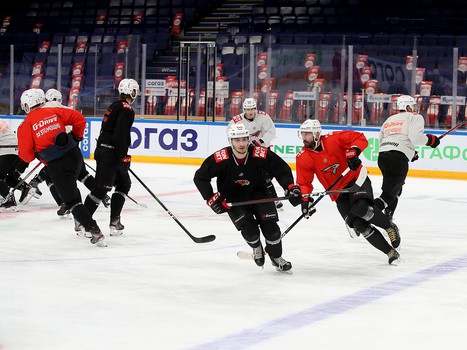 Тренировка «Авангарда» перед пятым матчем серии с «Ак Барсом»