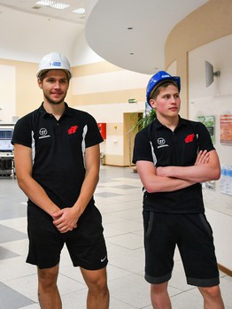 Экскурсия "Авангарда" на Омском нефтеперерабатывающем заводе