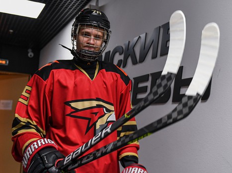 Четвертьфиналы Первенства ЮХЛ в Омске