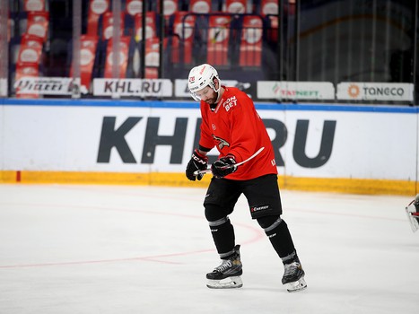 Тренировка «Авангарда» перед пятым матчем серии с «Ак Барсом»