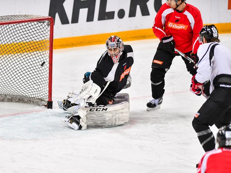 Раскатка "Авангарда" перед матчем с рижским "Динамо"