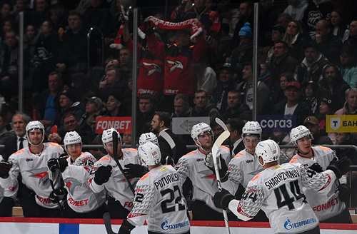 ПОДСЛУШАНО: МЫ СИЛЬНЕЕ! | Матч «Трактор» - «Авангард» | Что происходит в раздевалке