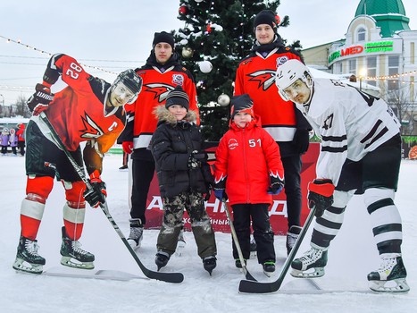 Городской каток на Бударина