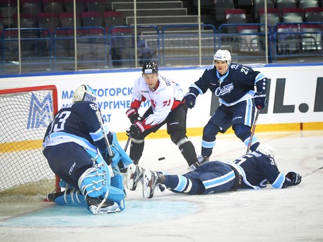 13.08.2016. Мемориал Ромазана-2016. "Сибирь" - "Авангард" 0:2