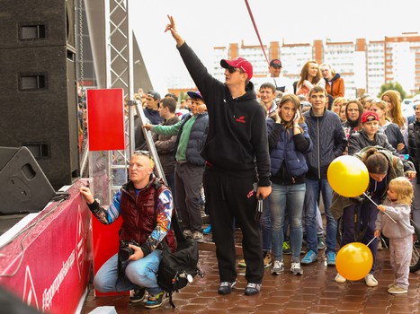 "Территория Авангарда". Часть 1. Площадь у "Арены Омск"