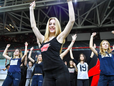 Кастинг в группу поддержки "Черри"