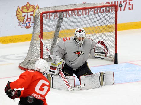 Раскатка «Авангарда» перед матчем в Нижнем Новгороде