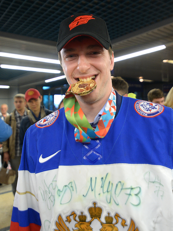 Чемпион мира 2014 Сергей Калинин прилетел в Омск