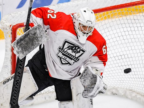 Третий игровой день финала Первенства ЮХЛ в Омске