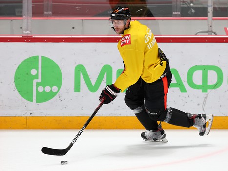 Иван Мирошниченко присоединился к «Авангарду»