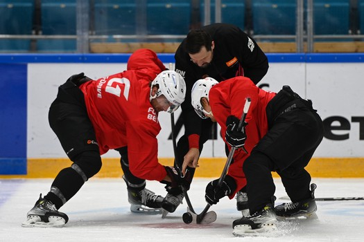 Раскатка «Авангарда» перед матчем в Астане
