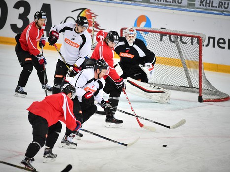 Раскатка "Авангарда" перед первым матчем в 2017 году