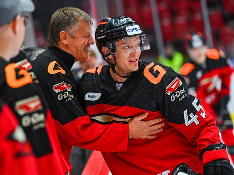 15.10.2023. «Авангард» - «Локомотив» 4:1