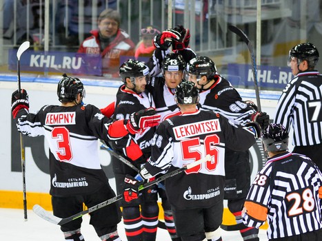 14.11.2015. "Авангард" - "Амур" 3:0