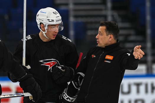 Тренировка «Авангарда» перед матчем в Новосибирске