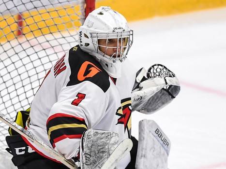 Пятый игровой день финала Первенства ЮХЛ в Омске