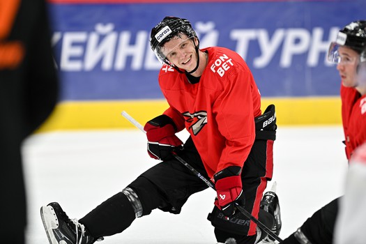 Первая ледовая тренировка «Авангарда»