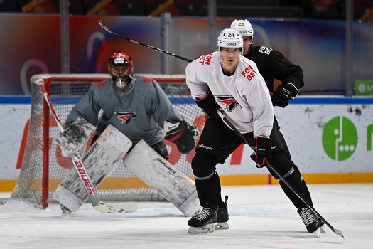 Раскатка «Авангарда» перед матчем в Магнитогорске