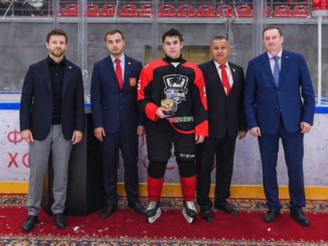 Заключительный день финала Первенства ЮХЛ в Омске