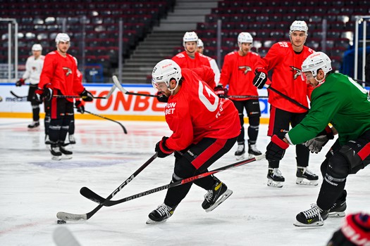 Раскатка «Авангарда» перед матчем в Магнитогорске