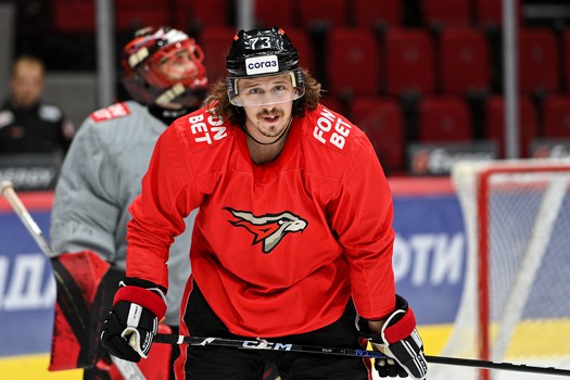 Двусторонка «Авангарда»