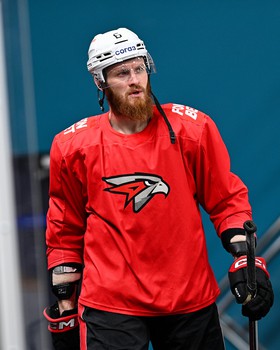 Раскатка «Авангарда» перед матчем в Череповце