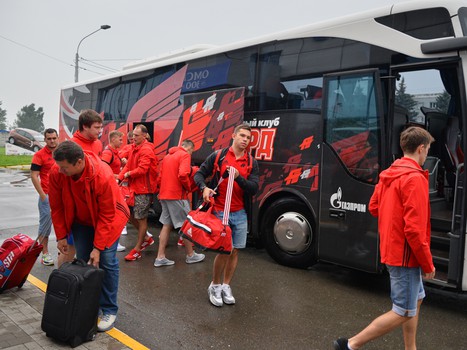 "Авангард" отправился на сбор в Чехию