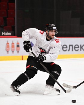 Тренировка «Авангарда» перед первым матчем серии с «Нефтехимиком»