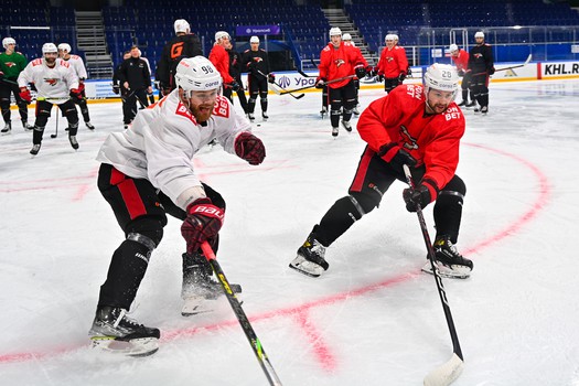 Раскатка «Авангарда» перед матчем в Уфе