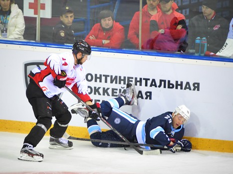 13.08.2016. Мемориал Ромазана-2016. "Сибирь" - "Авангард" 0:2