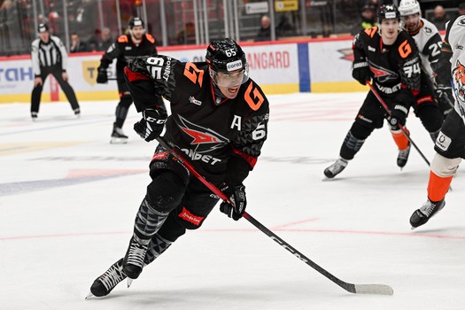 22.02.2026. «Авангард» - «Амур» 3:4