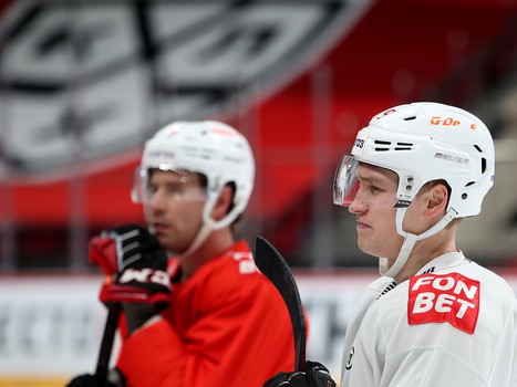 Тренировка «Авангарда» во время паузы в чемпионате