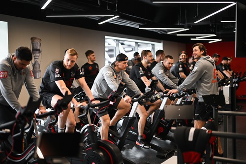 Открытая тренировка «Авангарда» для СМИ