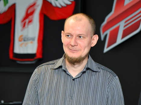 Группа "Жара" в гостях у "Авангарда"