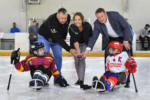 Турнир по следж-хоккею в Омске, день 1
